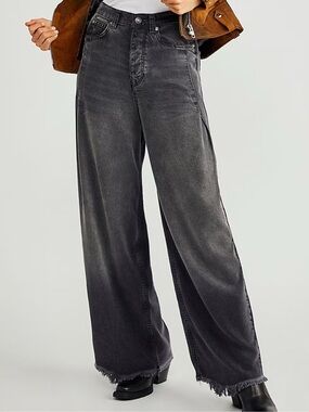 We The Free Old West Slouchy Wide Leg High-Rise Black Jeans Size 28